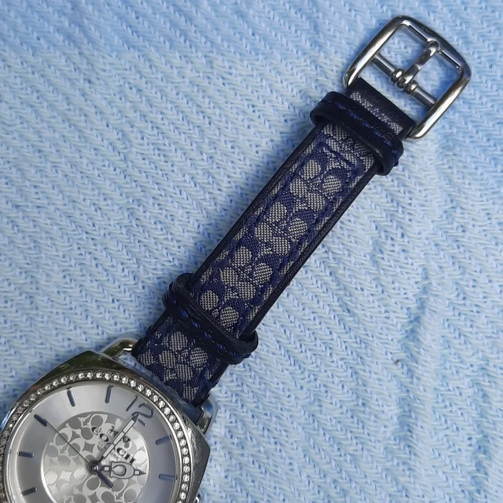 Coach watch - Picture 2 of 8